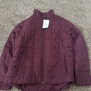 BNWT Women’s Ariat Real Crius Jacket color: Winetasting Size XL